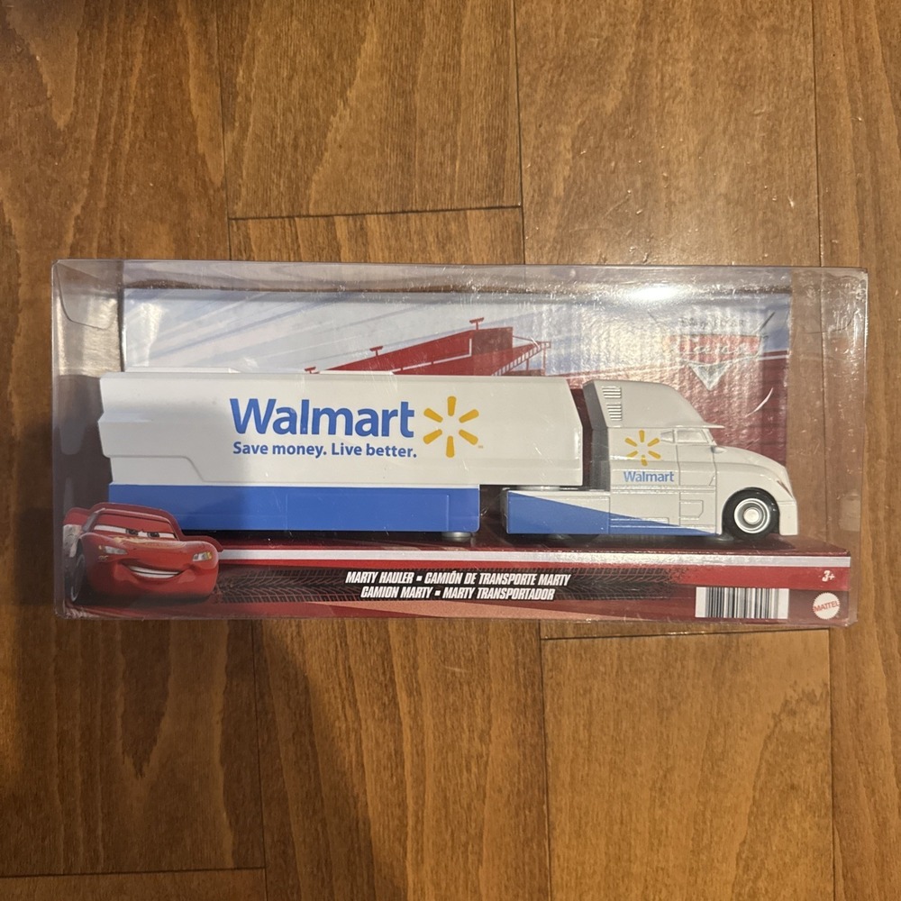 Disney Pixar Cars WALMART MARTY HAULER COLLECTION Truck & Trailer + 3 Accessorie